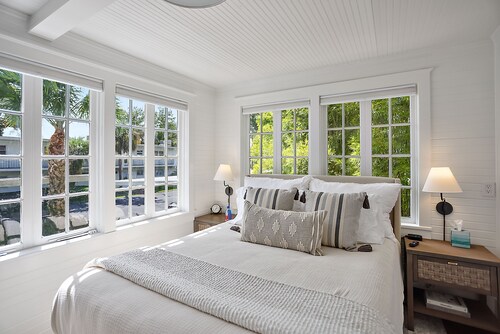 The Ashford - 2min walk to DT Mt Dora - 5 Star luxury!