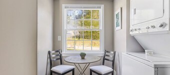 Humble Home on Harrison | Mins to USC | Sleeps 4