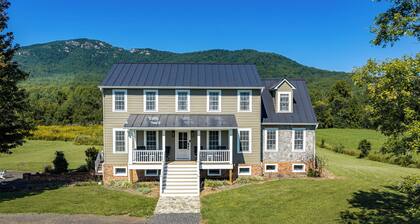 Spacious, Beautiful, Quiet Home with Amazing Old Rag Views