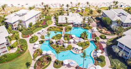 PRIME LOCATION on Grace Bay! The Plaza at Ocean Club West!