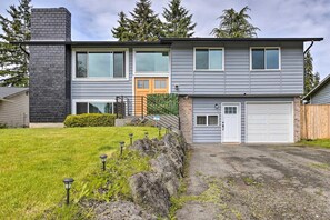 Exterior - NEW! Cat/Dog-Friendly Apartment Between Seattle & Tacoma! (Auburn)