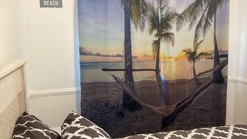 2 bedrooms, in-room safe, iron/ironing board, free WiFi