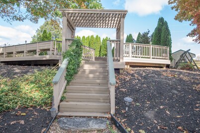 Cozy Cow | 4 Bed, 2 Bath