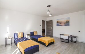 3 bedrooms, free WiFi - Gorgeous apartment in Lubiatowo (Lubiatowo)