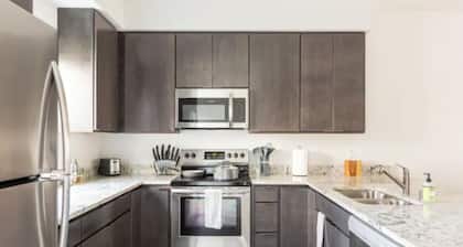 City Center Cove ~ Close to MOA & MSP Airport