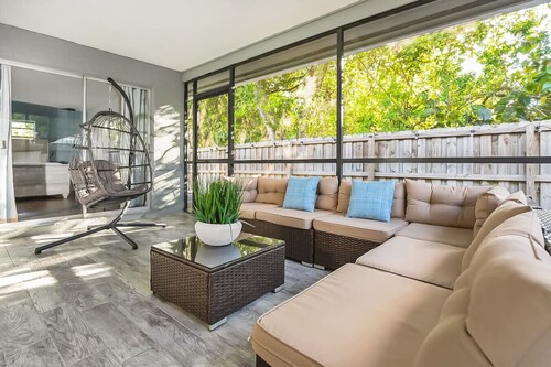 "The Coastal Dream" only 3miles to the beach.