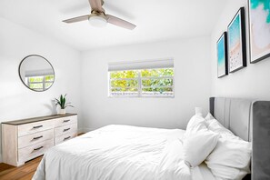 3 habitaciones, tabla de planchar con plancha, cuna de viaje y wifi 