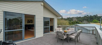 Hosts on the Coast Laze away on Cooks