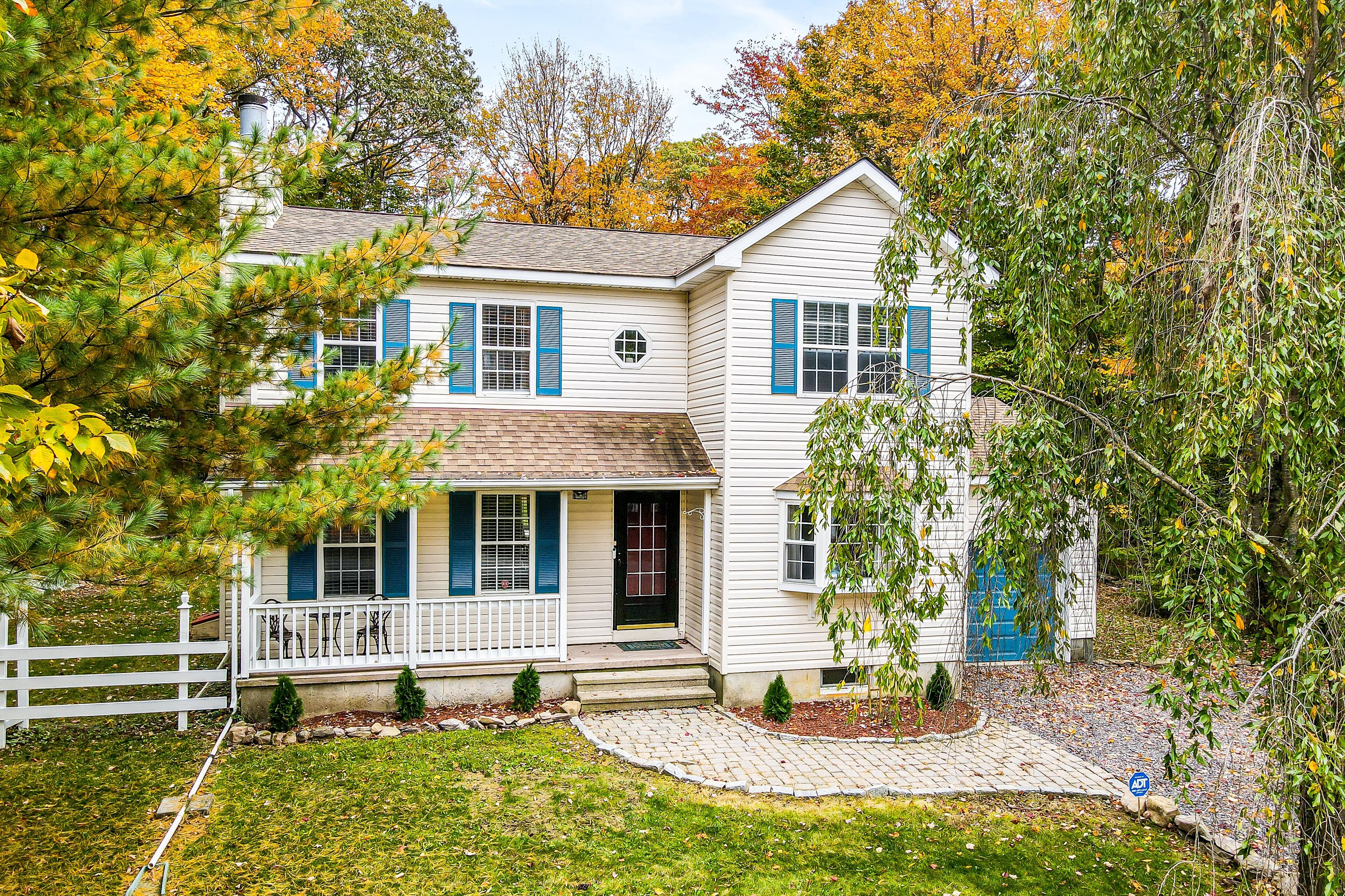 Home with large backyard, fireplace, washer/dryer & pool - near shops & dining