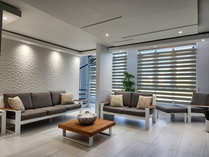 Interior - Aquatika Minimalist Penthouse /roof top/ Beach / Pools/ 20 mins to El Yunque (Loiza)