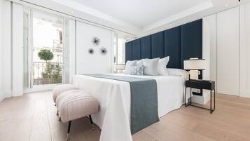 4 bedrooms, free WiFi, bed sheets