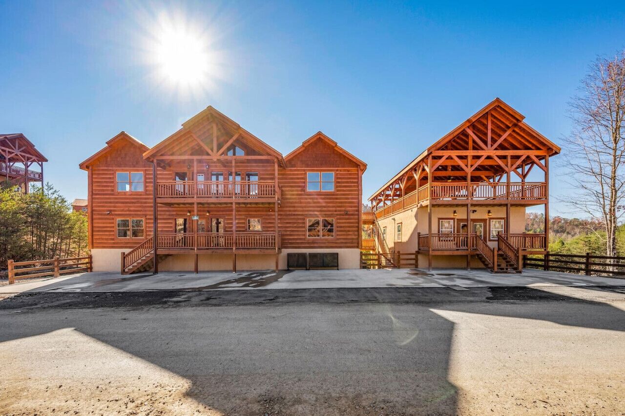 8 bed cabin with pool, outdoor fireplace & gazebo
