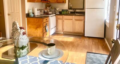 Walking distance to downtown Fort Payne AL.