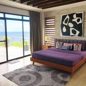 4 bedrooms, desk, free WiFi, bed sheets