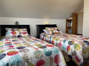 4 chambres, bureau, fer et planche à repasser, Wi-Fi gratuit