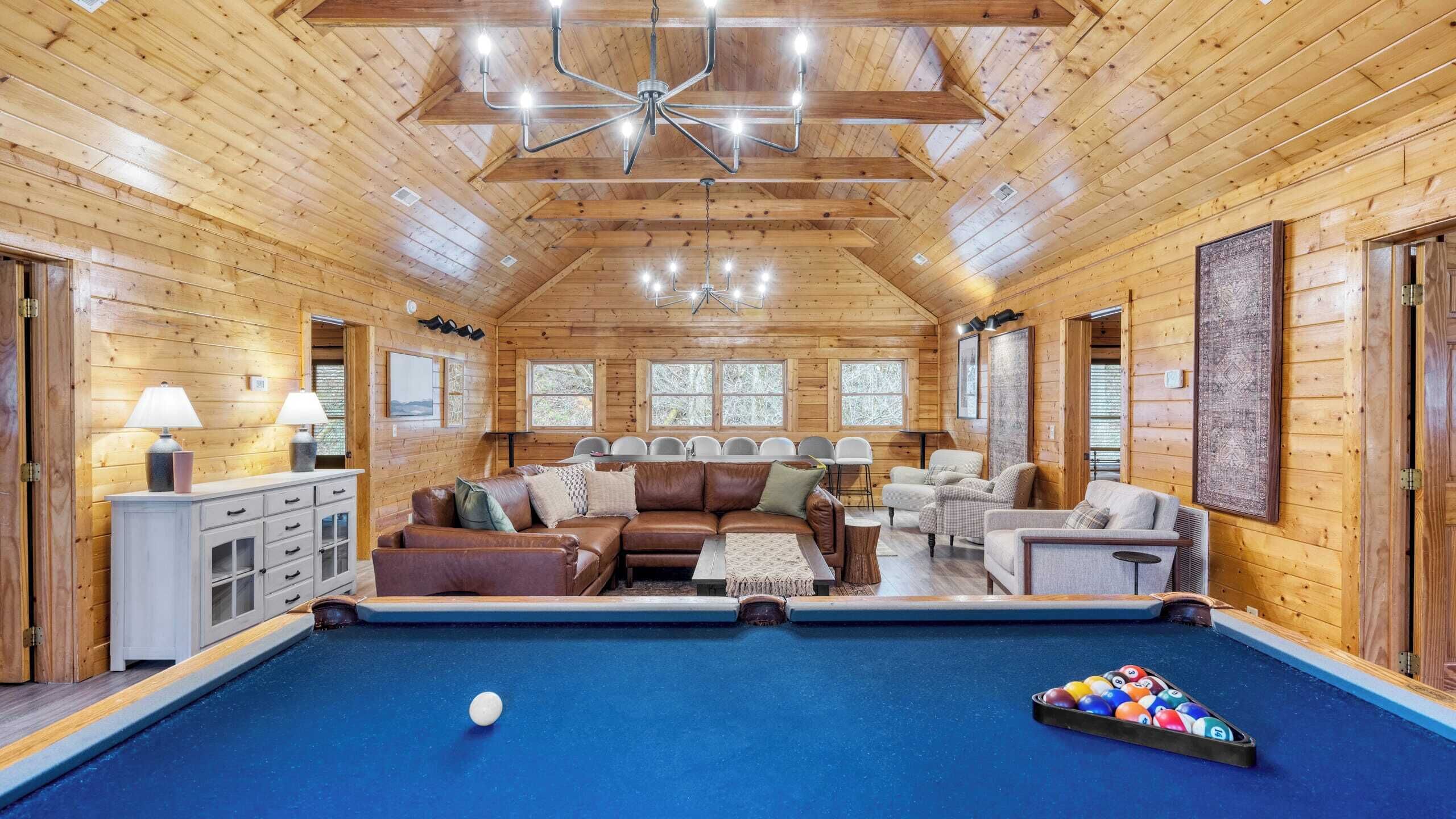 Maison (Multiple Bedrooms) | Intérieur