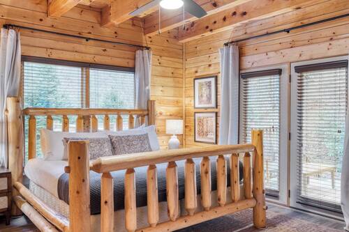 House (Multiple Bedrooms) | Interior