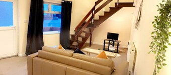 Impeccable 1-bed, Sleeps 2, Free Parking