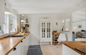 Køleskab, ovn, kogeplade, opvaskemaskine