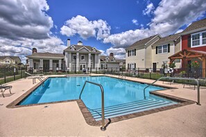 Pool - Afton Townhome w/ Pool Access < Half-Mi to Boating (Afton)