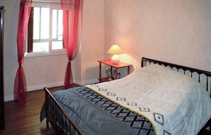 3 bedrooms, travel cot, free WiFi - Lovely home in Osse-en-Aspe with WiFi (Osse-en-Aspe)