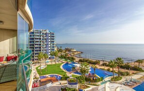 A heated pool - Lovely apartment in Torrevieja (Torrevieja)