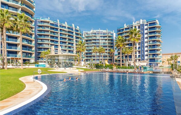 A heated pool - Lovely apartment in Torrevieja (Torrevieja)