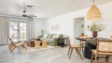 Villa (4 Bedrooms) | Interior