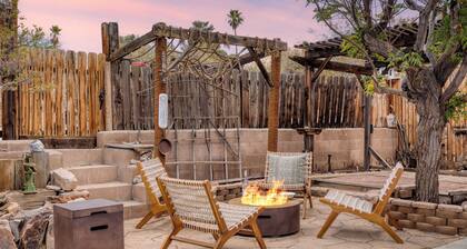 Boho Joshua Tree Escape w/ Firepit, Courtyard & Epic Views Asteroid by Avantstay