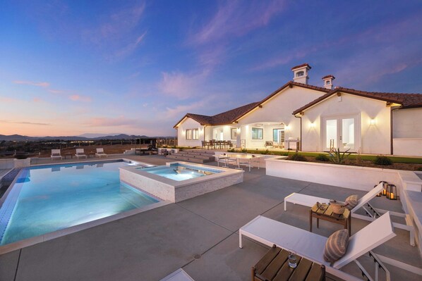 Villa (5 Bedrooms) | Interior - Pinot Point by Avantstay Massive Estate, 10 Mins From Temecula Wineries (Temecula)