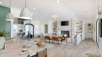 Villa (5 Bedrooms) | Interior