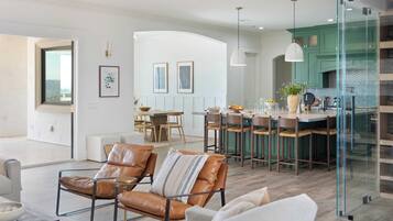 Villa (5 Bedrooms) | Interior