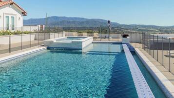 Villa (5 Bedrooms) | Interior