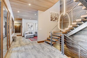 Interior - Ski In Out Luxury Chalet 275 I Private Hot Tub I Amazing Views I Best Price I Discounted Attractions (Winter Park)