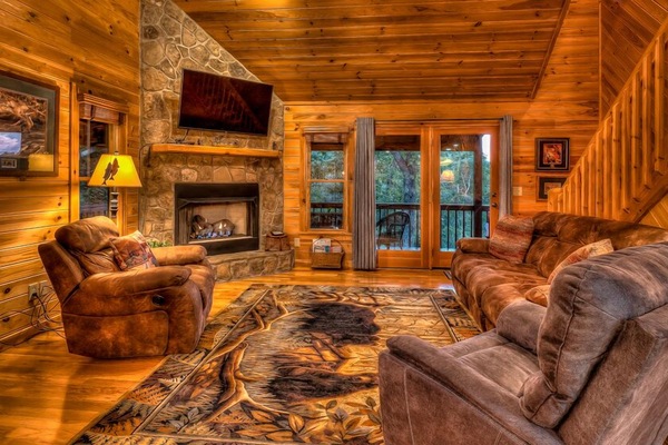 TV, fireplace, DVD player, table tennis