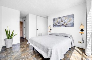 1 bedroom, WiFi, bed sheets
