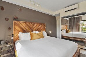 1 bedroom, iron/ironing board, travel crib, WiFi