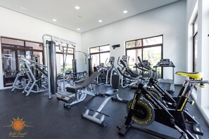 Fitness facility - Deluxe 2-bdr condo in Gold Coast - Malmok/ Au~248C (Noord)