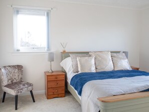 4 bedrooms, free WiFi