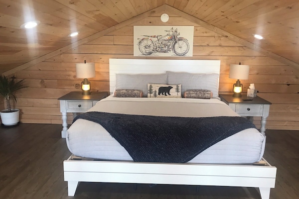 2 habitaciones, escritorio, wifi gratis y ropa de cama