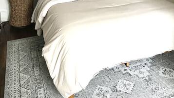 1 dormitori, escriptori, planxa i posts de planxar i wifi gratuïta