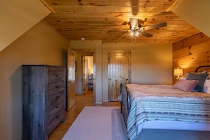 5 bedrooms, iron/ironing board, free WiFi, bed sheets