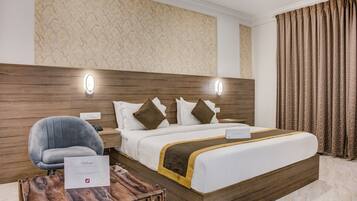 Deluxe Room | Egyptian cotton sheets, premium bedding, down duvets, memory-foam beds