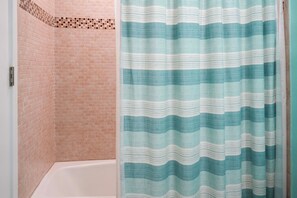 Hair dryer, towels - Pool & Beach Access: Villa on Hilton Head Island (Hilton Head Island)