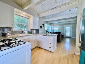 Fridge, microwave, oven, stovetop - *Covered Patio*Close to Downtown*Driveway Parking* (West Sacramento)