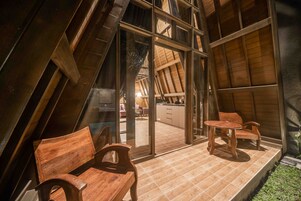 Apartment | Terrace/patio