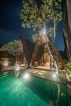 Front of property - Rumah Kayu Tatiya Villa (Ungasan)