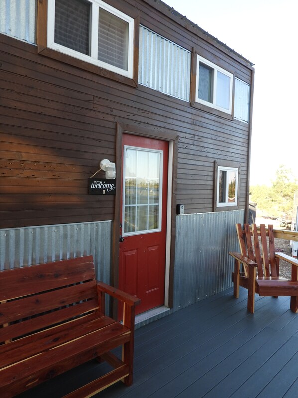 Terrace/patio - Cuckoo’s nest tiny house: Amazing experience<br> (Bastrop)