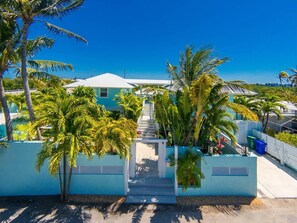 Unclassified image, 5 of 50, button