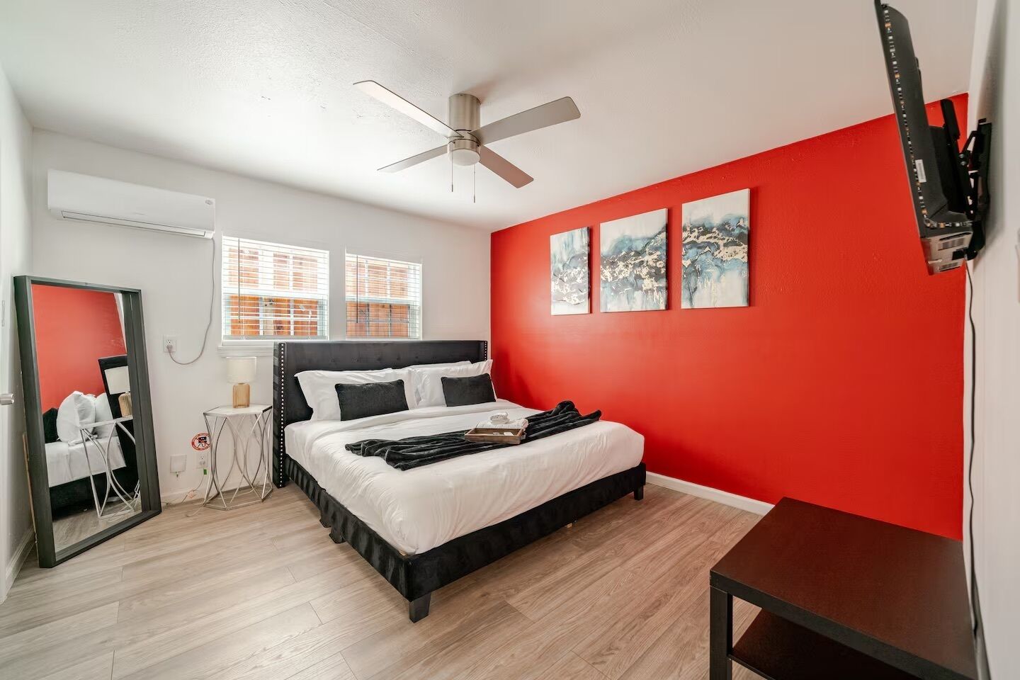 1 bedroom, desk, iron/ironing board, free WiFi